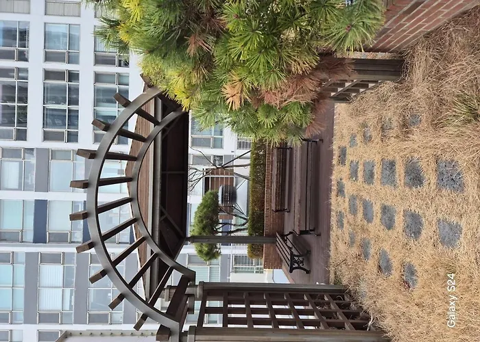 Отель типа "постель и завтрак" 최고주거지역3min 150m To The Haeundae Newly Opened Brand-new 4*