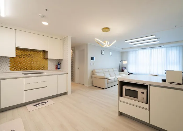 최고주거지역3min 150m To The Haeundae Newly Opened Brand-new 4*